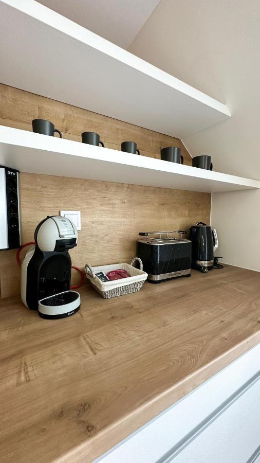 Linden Apartman 106 - Adults Only Mosonmagyarovar Exterior photo