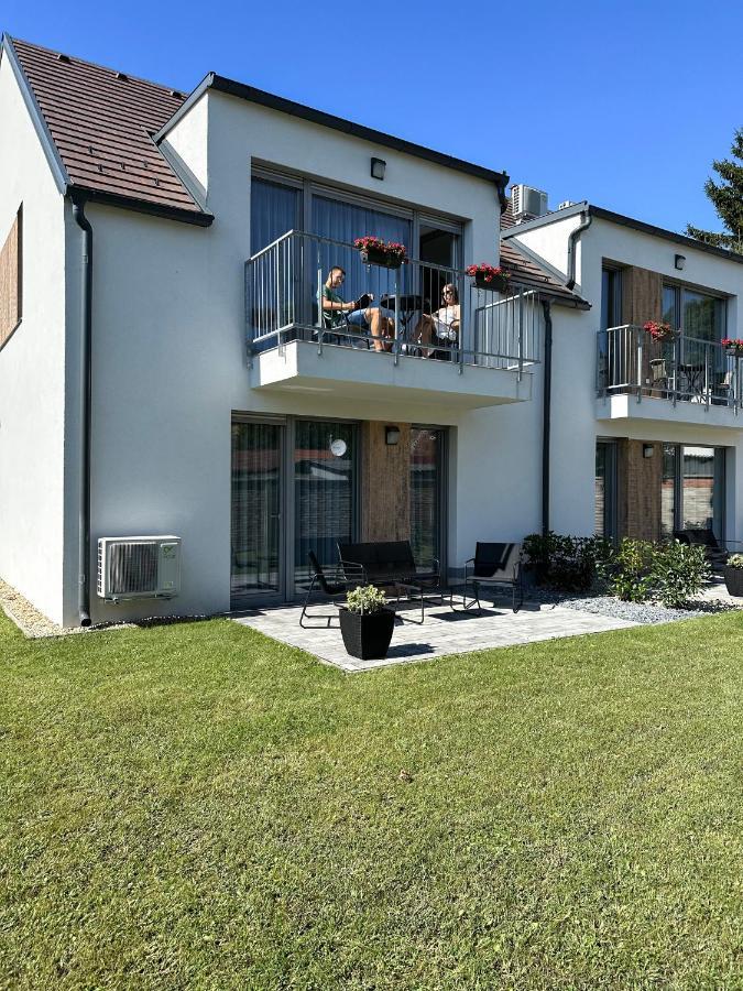 Linden Apartman 106 - Adults Only Mosonmagyarovar Exterior photo