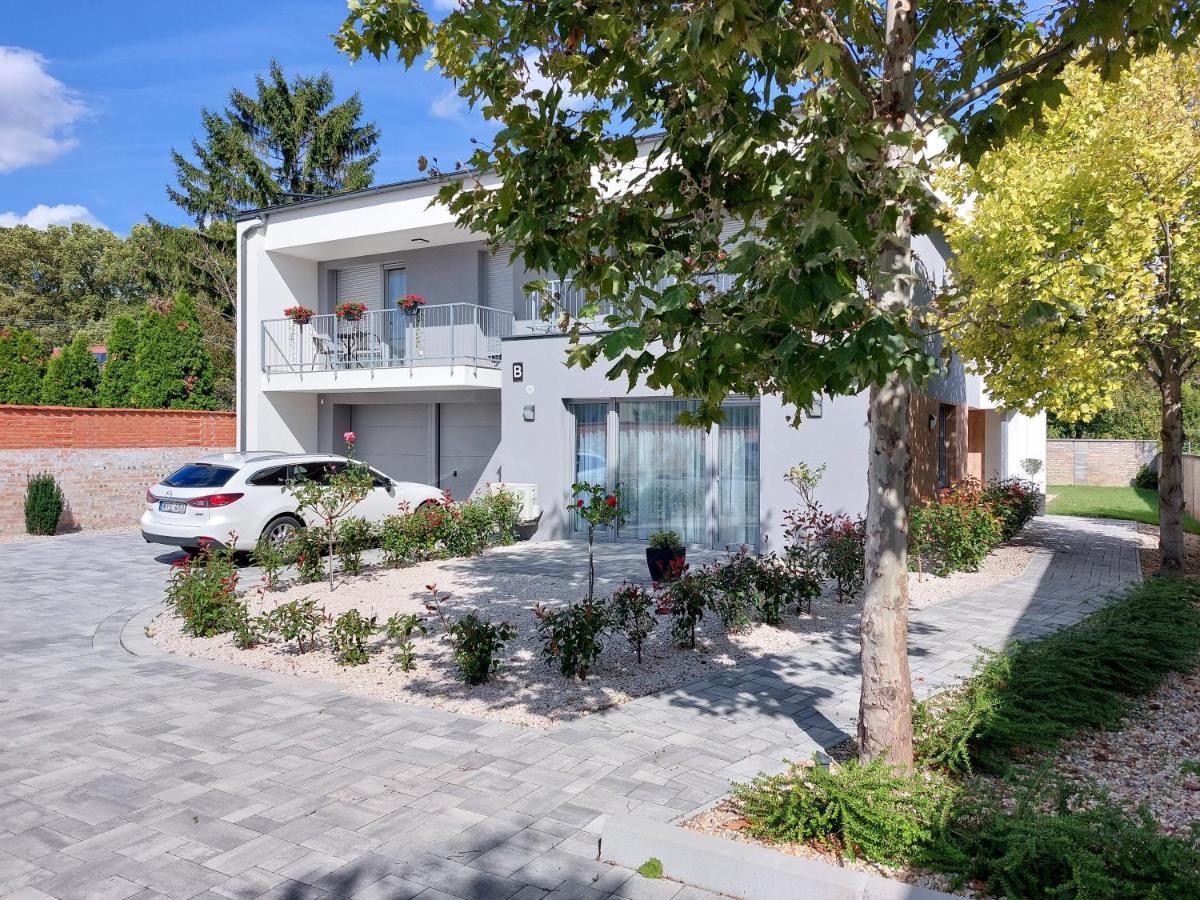 Linden Apartman 106 - Adults Only Mosonmagyarovar Exterior photo